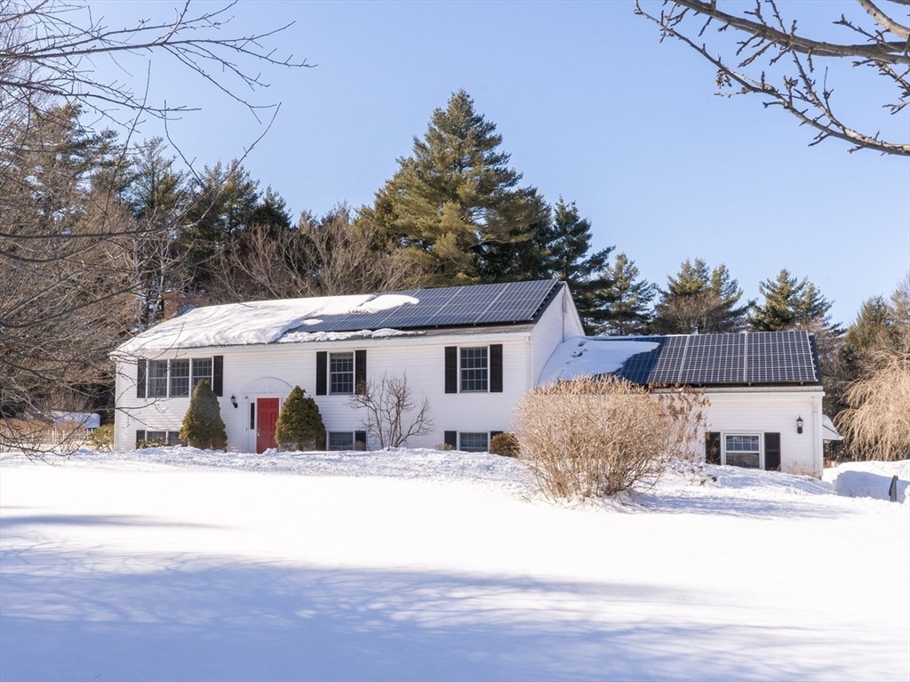58 Shattuck Road Sturbridge, MA 01566 - Photo 1 of 41
