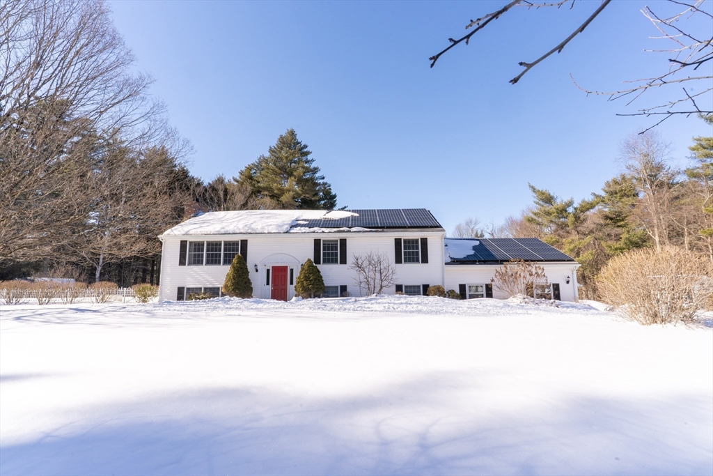 58 Shattuck Road Sturbridge, MA 01566 - Photo 2 of 41