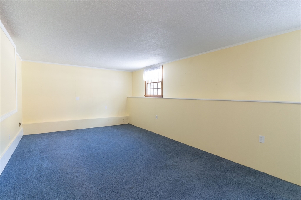 58 Shattuck Road Sturbridge, MA 01566 - Photo 29 of 41