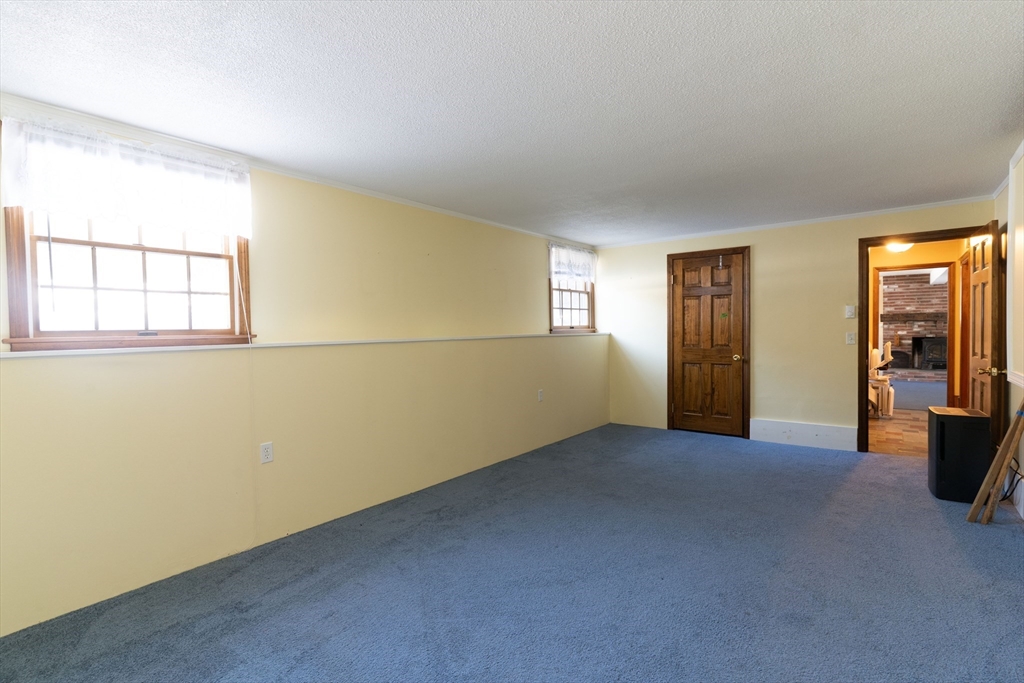 58 Shattuck Road Sturbridge, MA 01566 - Photo 30 of 41