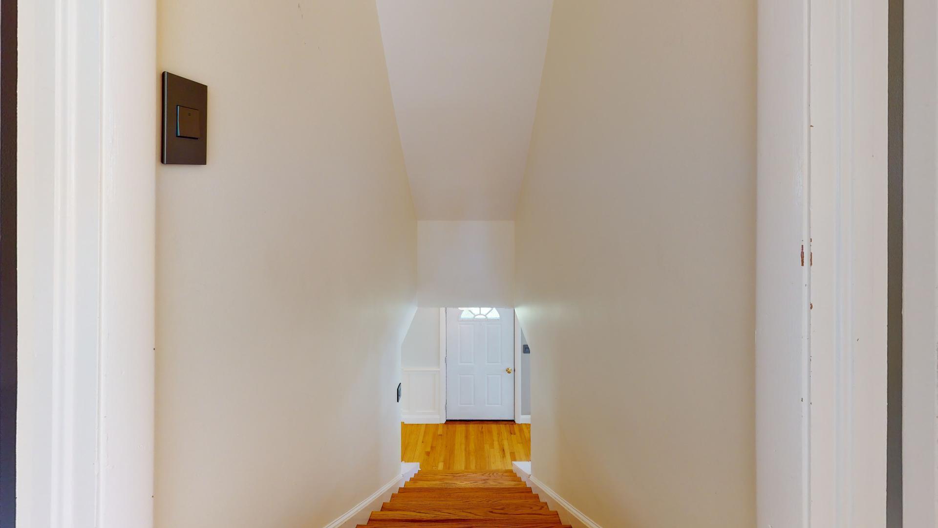 260 North Road Yarmouth, ME 04096 - Photo 25 of 57 Stairs