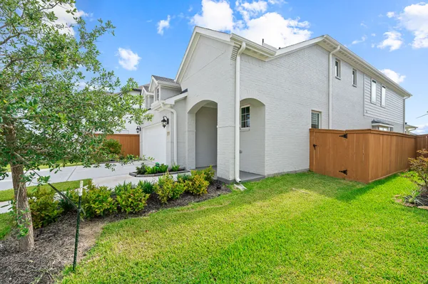 $3,399 | 721 Ocean Palms Drive, Katy, TX 77493