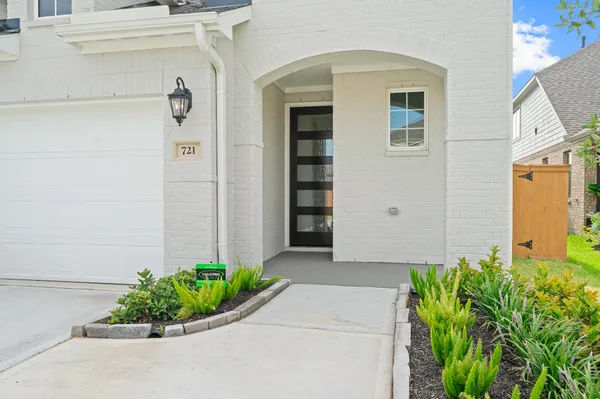 $3,399 | 721 Ocean Palms Drive, Katy, TX 77493