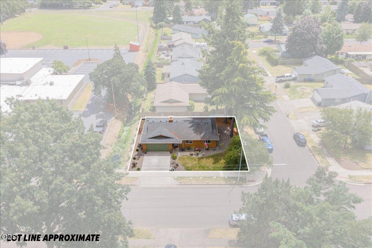 1130 Baxter Road Southeast Salem, OR 97306 - Photo 3 of 33