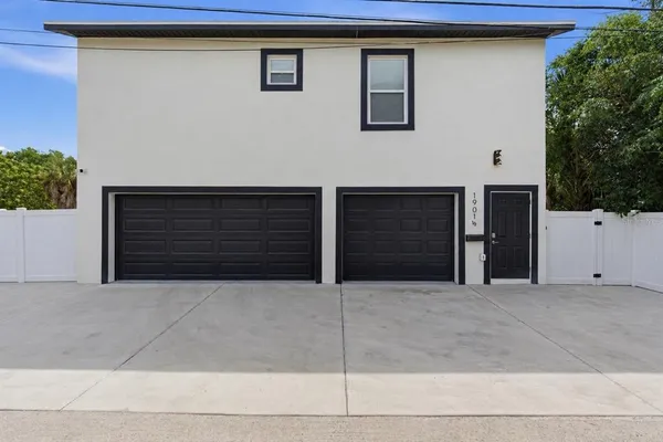 $2,300 | 1901 31st Street South, Unit 1/2, St. Petersburg, FL 33712