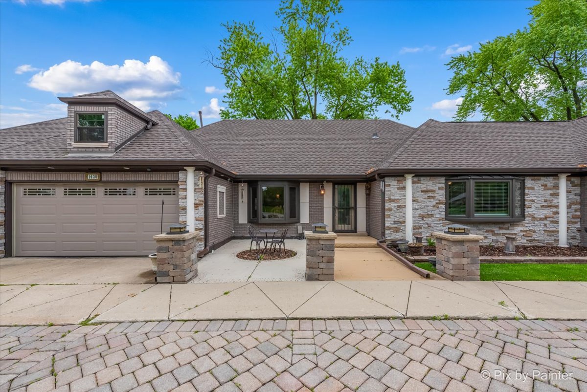 1430 Blackhawk Drive Schaumburg, IL 60193 - Photo 1 of 34