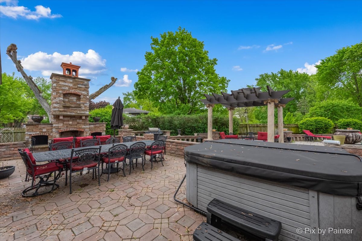 1430 Blackhawk Drive Schaumburg, IL 60193 - Photo 25 of 34