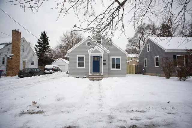 $279,900 | 1452 Edward Avenue Southeast, Grand Rapids, MI 49507