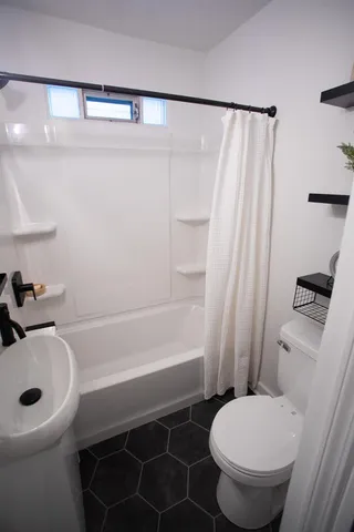 $279,900 | 1452 Edward Avenue Southeast, Grand Rapids, MI 49507