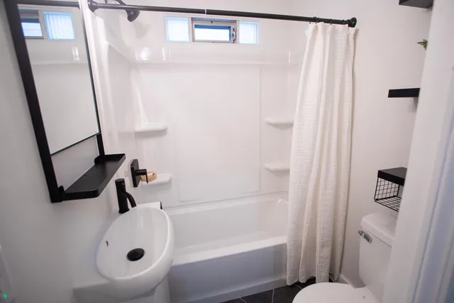 $279,900 | 1452 Edward Avenue Southeast, Grand Rapids, MI 49507