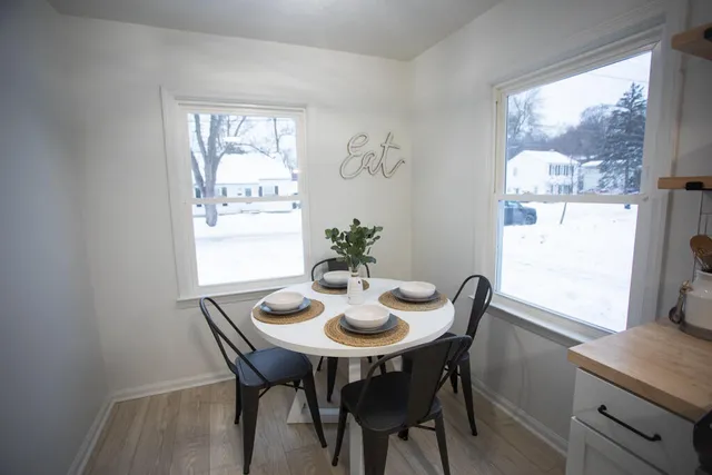 $279,900 | 1452 Edward Avenue Southeast, Grand Rapids, MI 49507