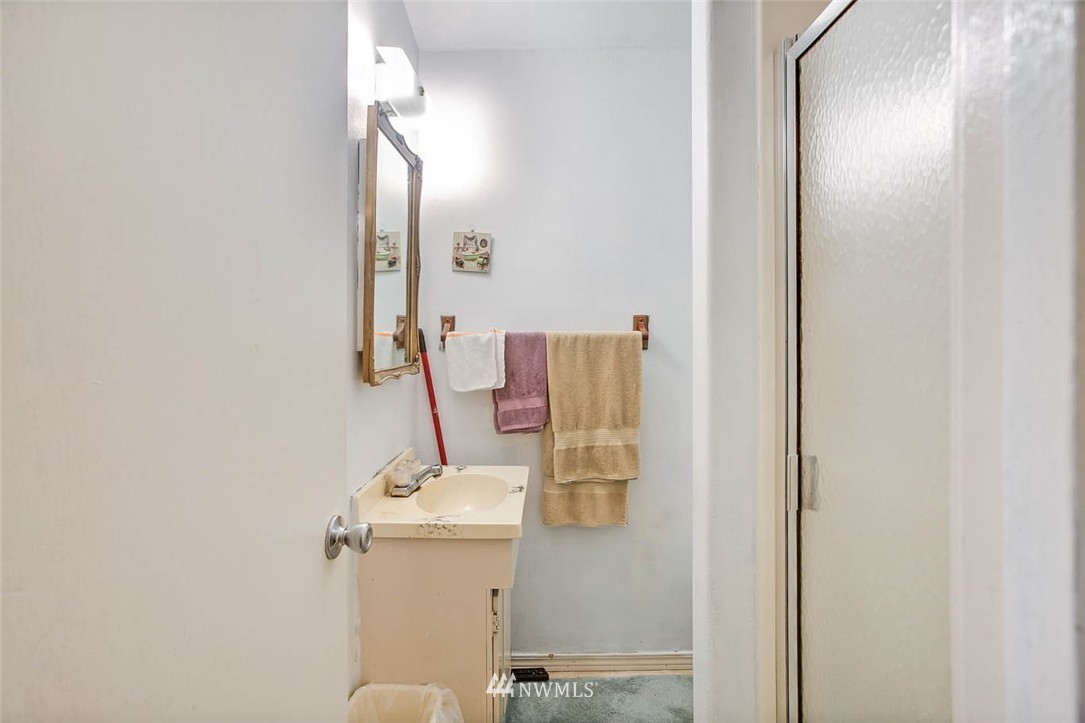 15852 118th Avenue Southeast Renton, WA 98058 - Photo 13 of 13 Gallery Image 13