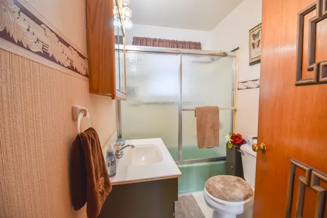 $299,900 | 719 Gilead Shores Drive, Bronson, MI 49028