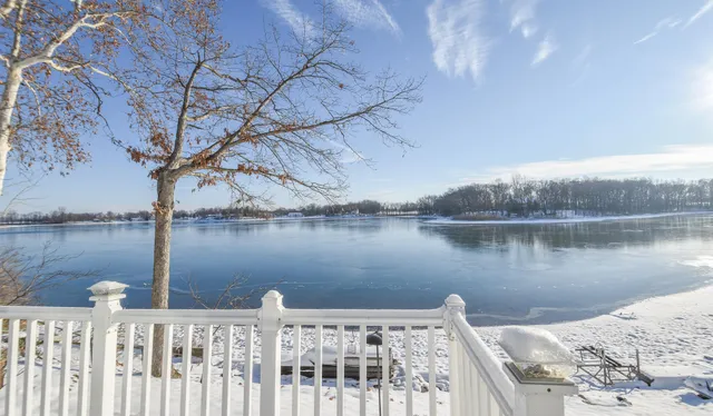 $299,900 | 719 Gilead Shores Drive, Bronson, MI 49028