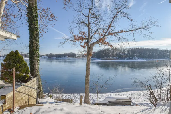 $299,900 | 719 Gilead Shores Drive, Bronson, MI 49028