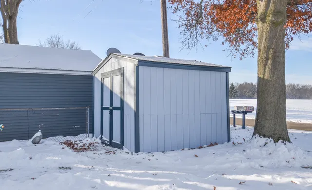 $299,900 | 719 Gilead Shores Drive, Bronson, MI 49028