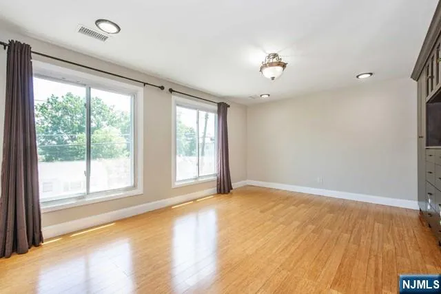 $3,900 | 19 Southwynde Drive, Denville, NJ 07834