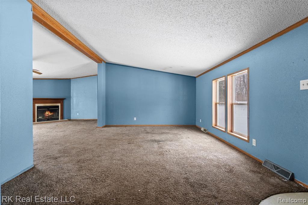 8237 Lambs Road Goodells, MI 48027 - Photo 2 of 34