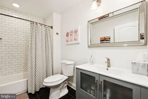 $539,900 | 751 North Uber Street, Unit 3, Philadelphia, PA 19130