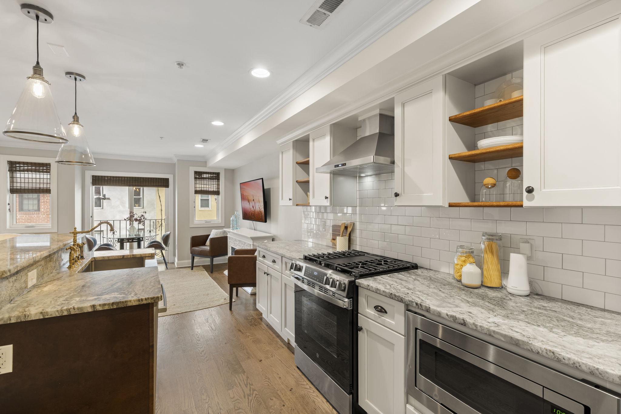 751 North Uber Street, Unit 3 Philadelphia, PA 19130 - Photo 5 of 36 Modern Kitchen