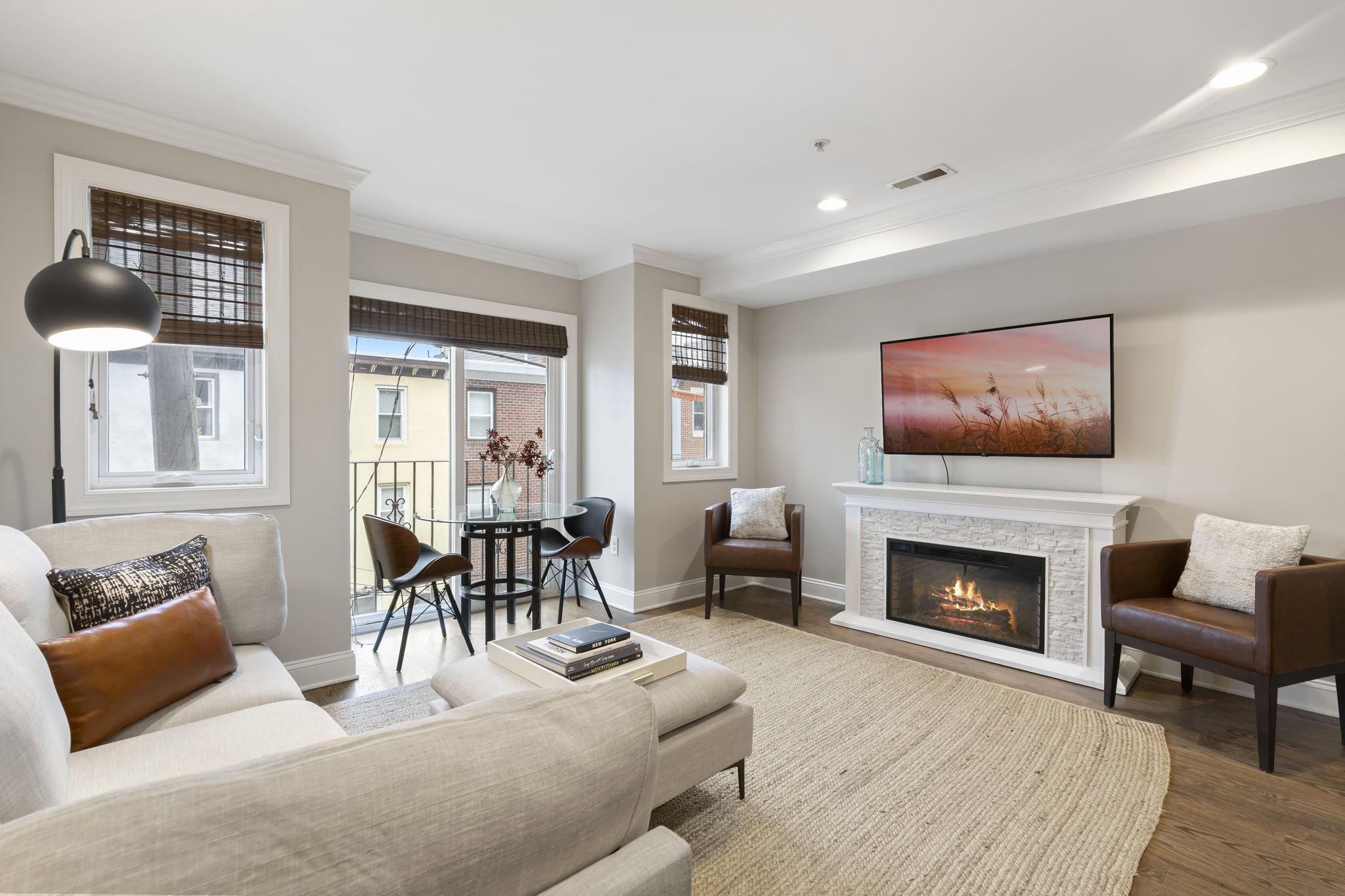 751 North Uber Street, Unit 3 Philadelphia, PA 19130 - Photo 9 of 36 Living and dining areas