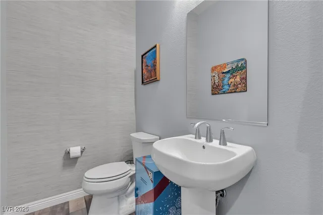 $1,599,201 | 10321 West Tropical Parkway, Las Vegas, NV 89149