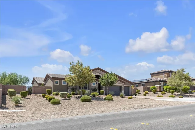 $1,599,201 | 10321 West Tropical Parkway, Las Vegas, NV 89149