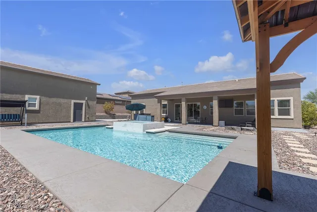 $1,599,201 | 10321 West Tropical Parkway, Las Vegas, NV 89149