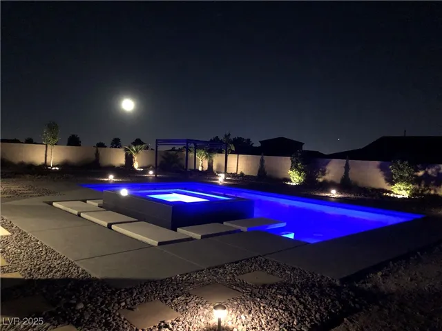 $1,599,201 | 10321 West Tropical Parkway, Las Vegas, NV 89149