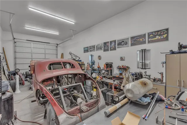 $1,599,201 | 10321 West Tropical Parkway, Las Vegas, NV 89149