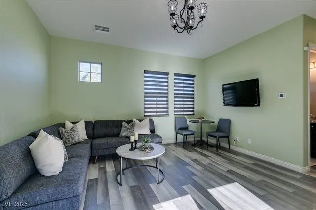 $1,599,201 | 10321 West Tropical Parkway, Las Vegas, NV 89149