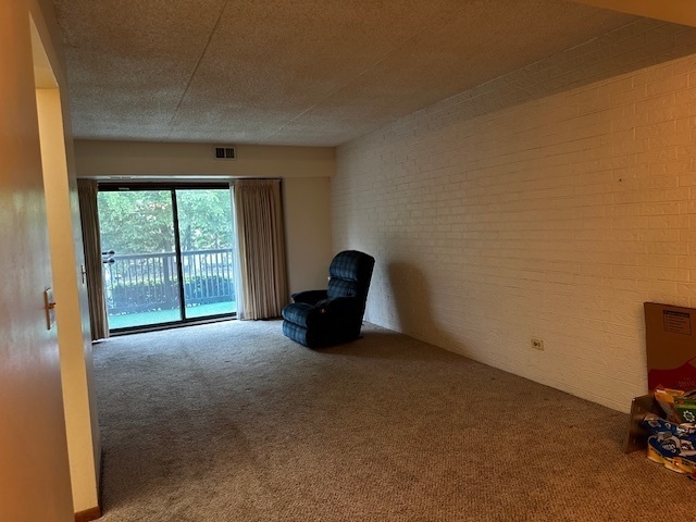 1423 Woodbridge Road, Unit 1F Joliet, IL 60436 - Photo 9 of 19 Gallery Image 9