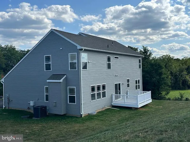 $439,888 | 3182 Old Dutch Lane, York, PA 17402