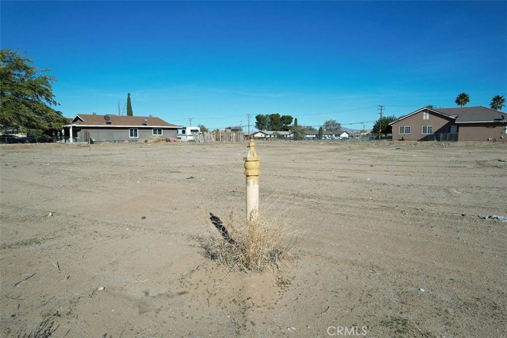 2 Hardy Adelanto, CA 92301 - Photo 8 of 26