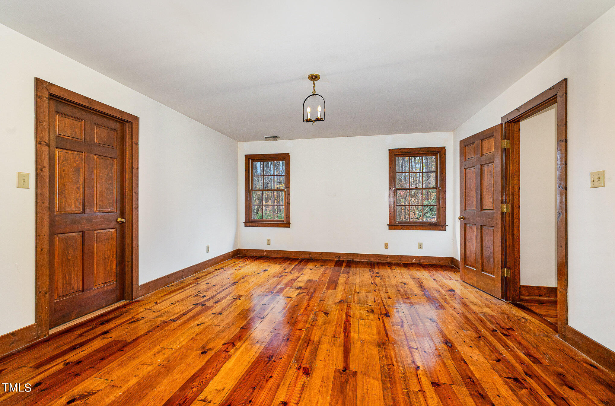 7825 Netherlands Drive Raleigh, NC 27606 - Photo 17 of 33 016_img_9550-edit