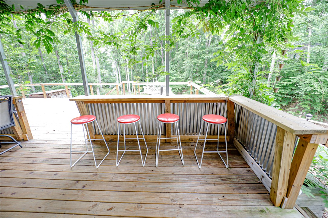 405 Meadows Lane Townville, SC 29689 - Photo 25 of 31 outside bar for outside dining and entertaining