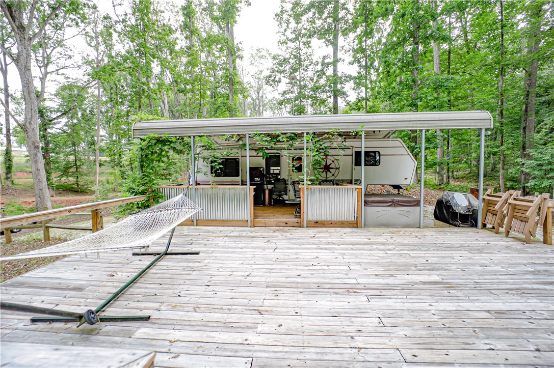 405 Meadows Lane Townville, SC 29689 - Photo 7 of 31 large deck for sun bathing, reading, games, and en