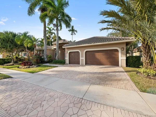 $1,615,000 | 2579 Mayfair Lane, Weston, FL 33327