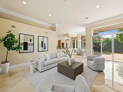 $1,695,000 | 2579 Mayfair Lane, Weston, FL 33327