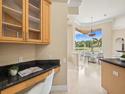 $1,695,000 | 2579 Mayfair Lane, Weston, FL 33327