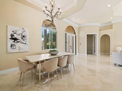 $1,695,000 | 2579 Mayfair Lane, Weston, FL 33327