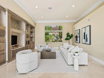 $1,695,000 | 2579 Mayfair Lane, Weston, FL 33327