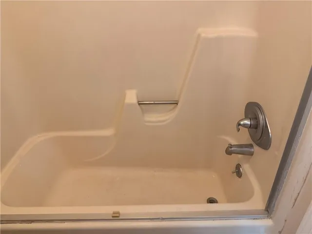 $1,650 | 2764 Mt Laurel Drive, Gretna, LA 70056