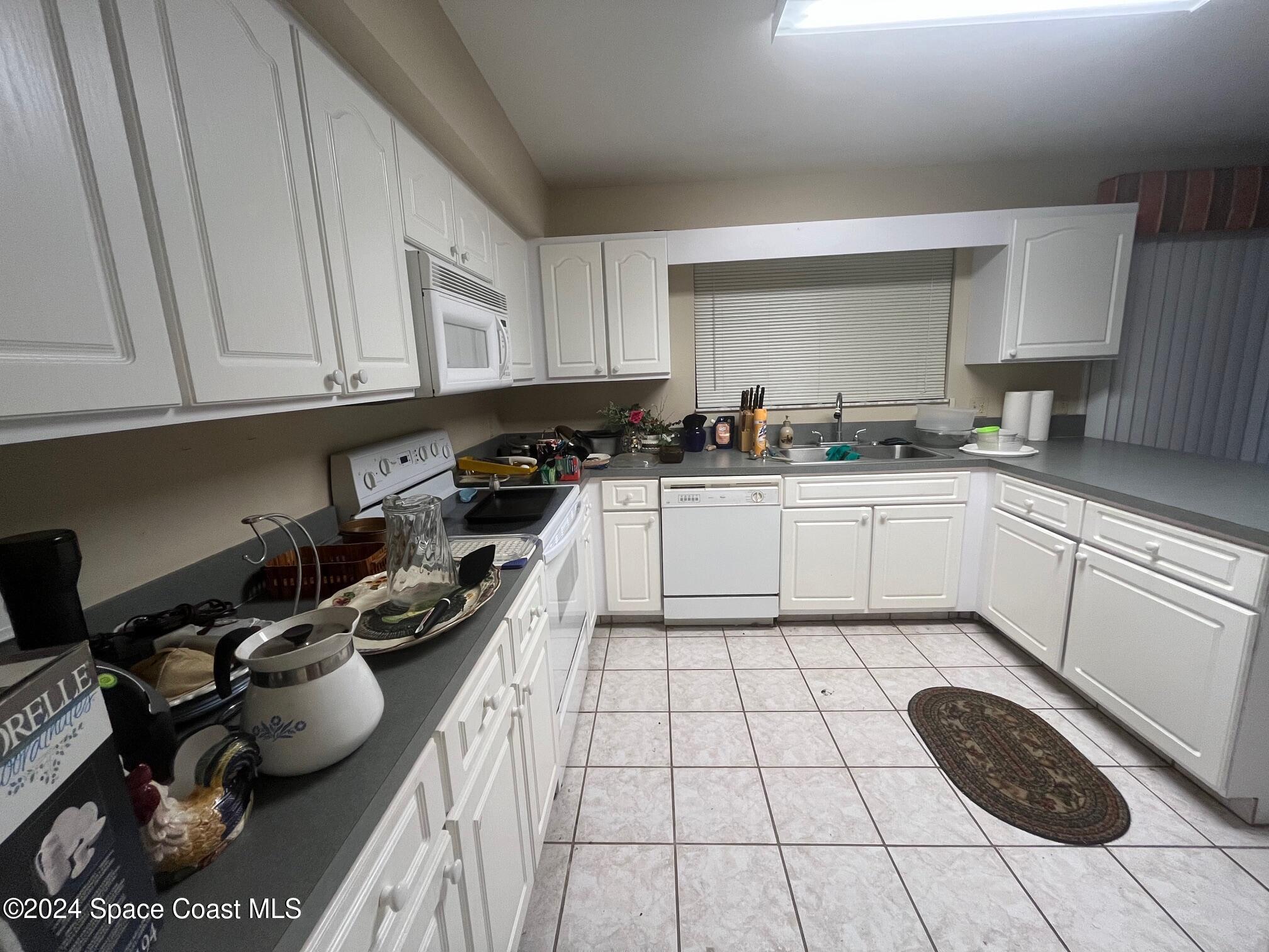 1695 Dawes Road Northeast Palm Bay, FL 32905 - Photo 3 of 15 IMG_8739
