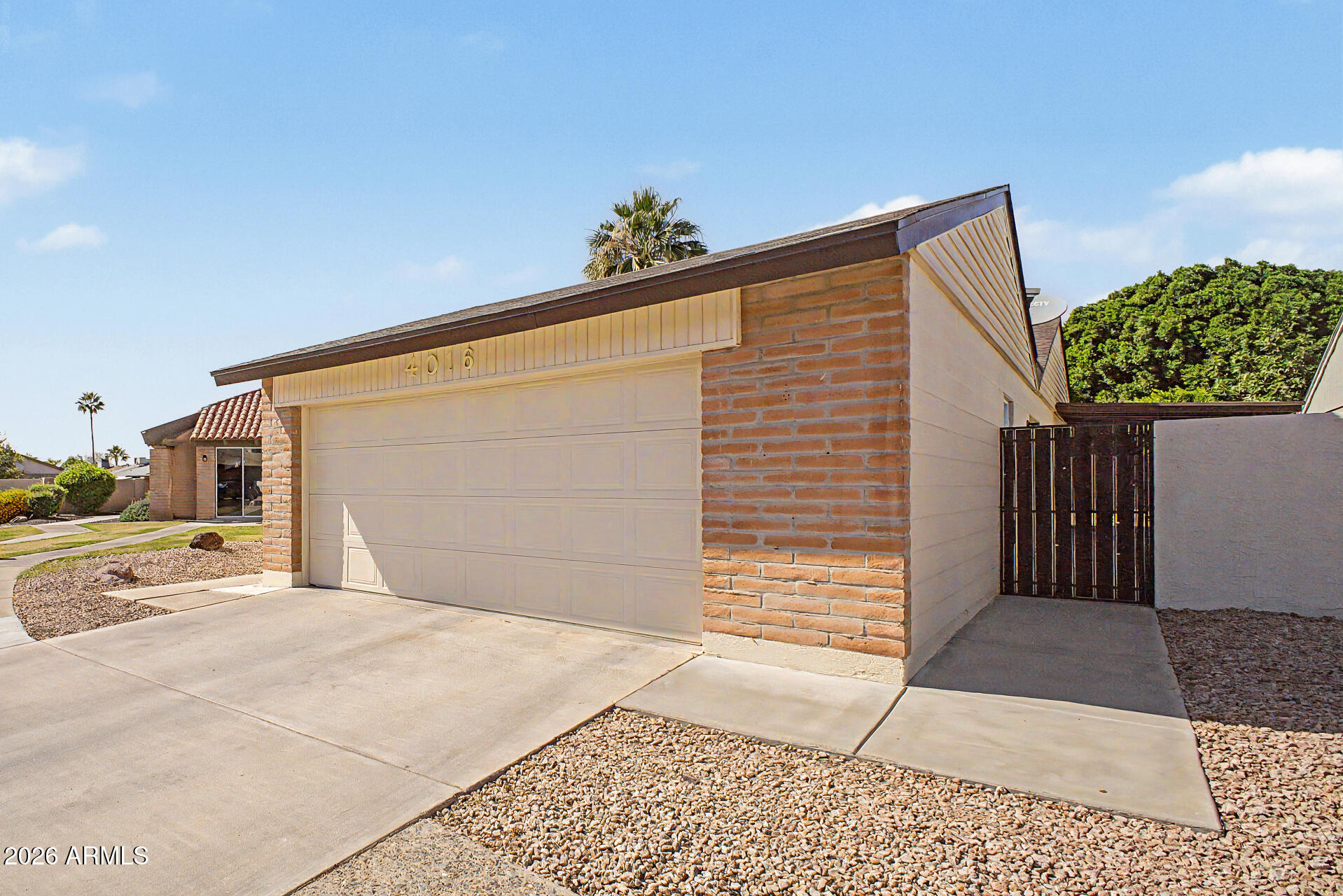 4016 West Royal Palm Road Phoenix, AZ 85051 - Photo 4 of 44