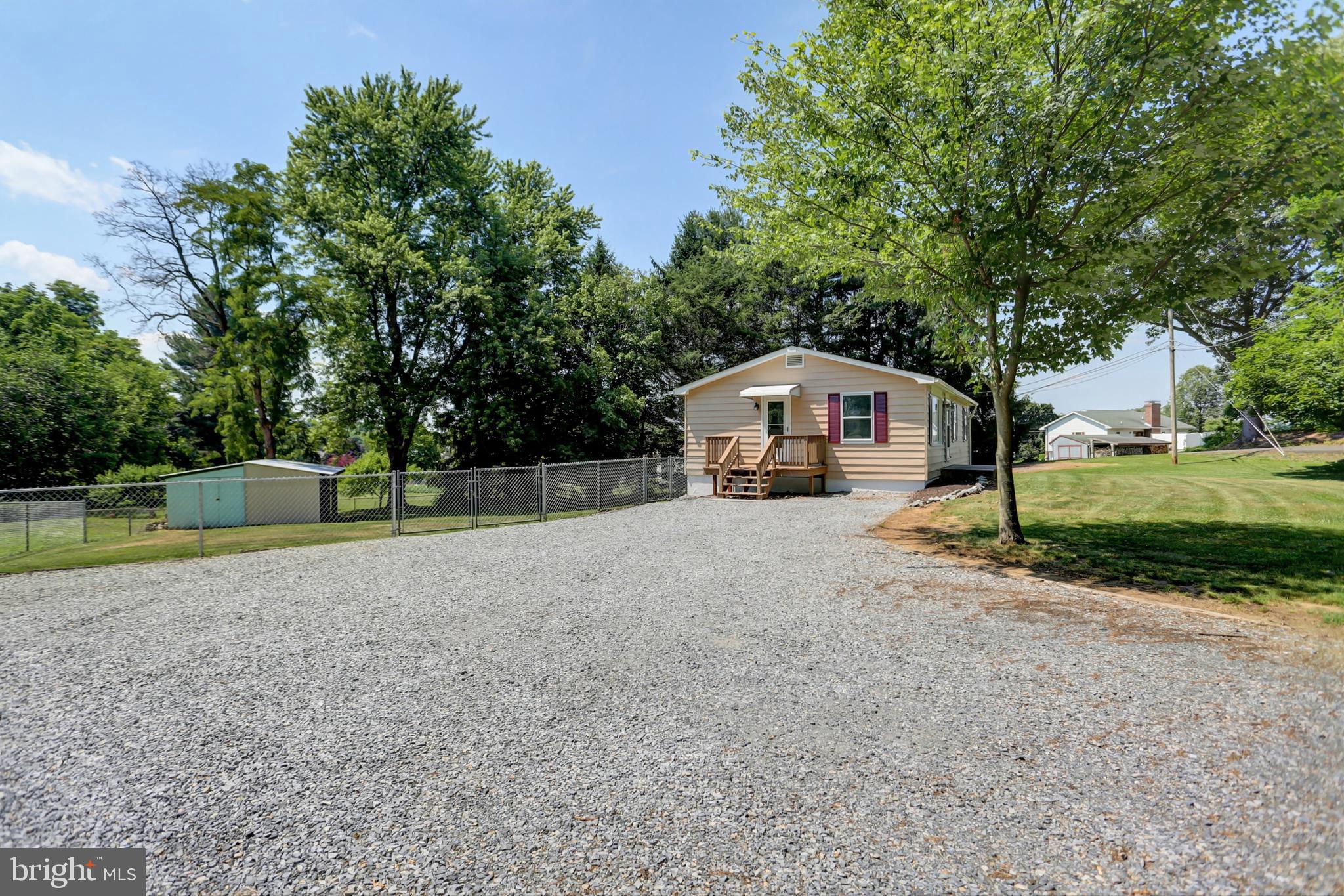 4795 Burkholder Road Chambersburg, PA 17202 - Photo 29 of 30 Gallery Image 29