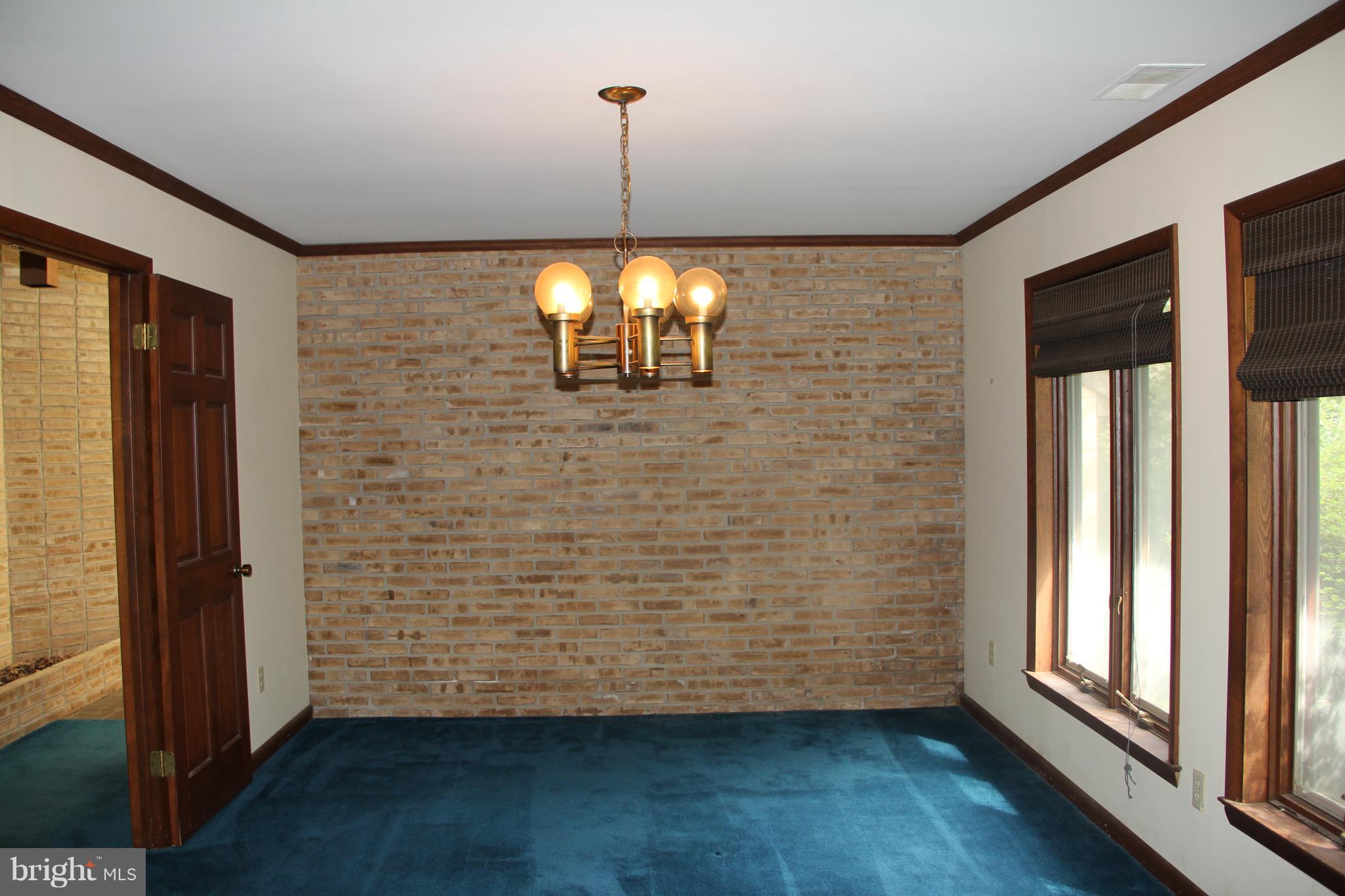 641 Mine Ridge Road Great Falls, VA 22066 - Photo 12 of 22 Dining Room