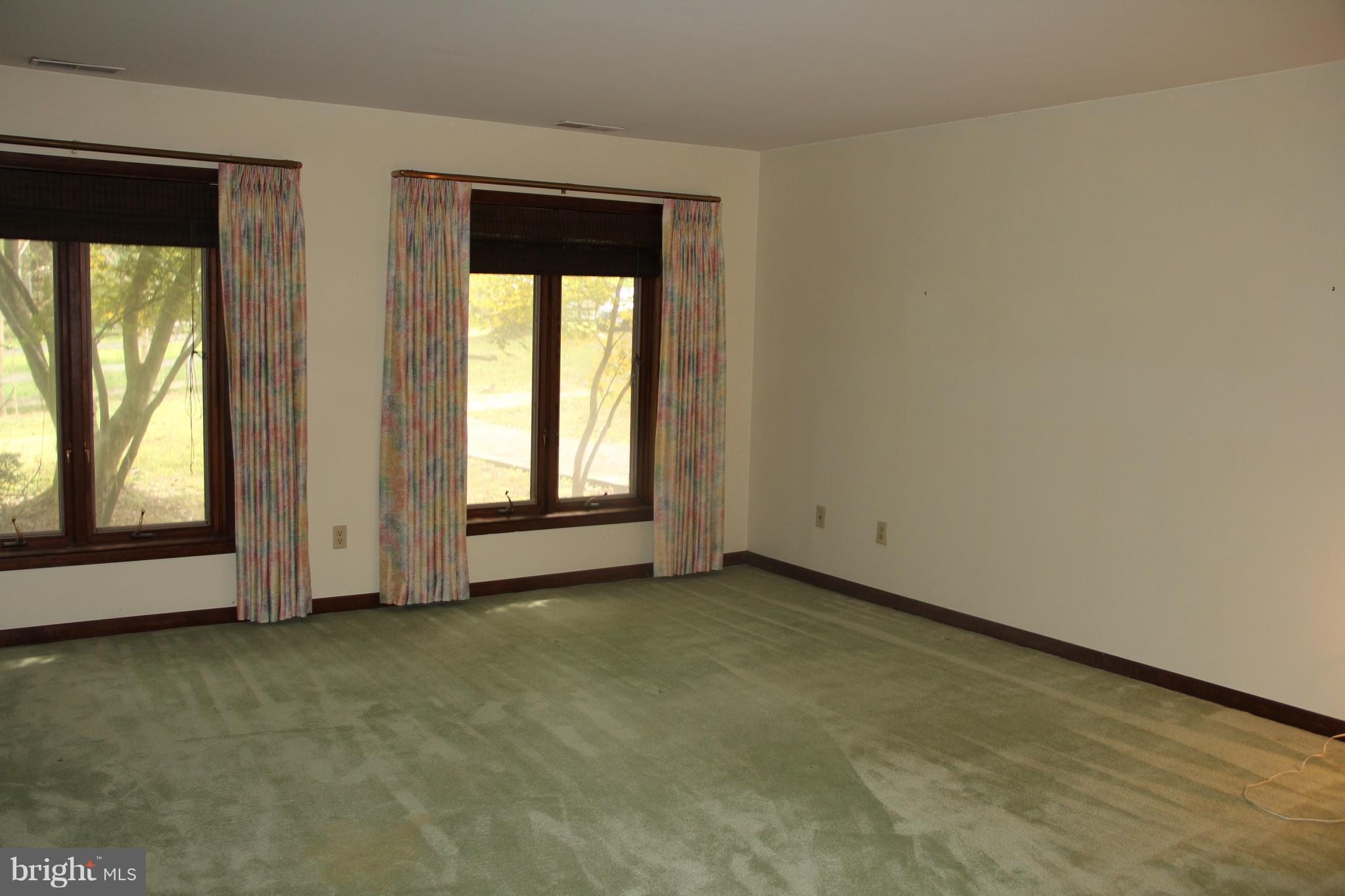 641 Mine Ridge Road Great Falls, VA 22066 - Photo 16 of 22 Bedroom 1