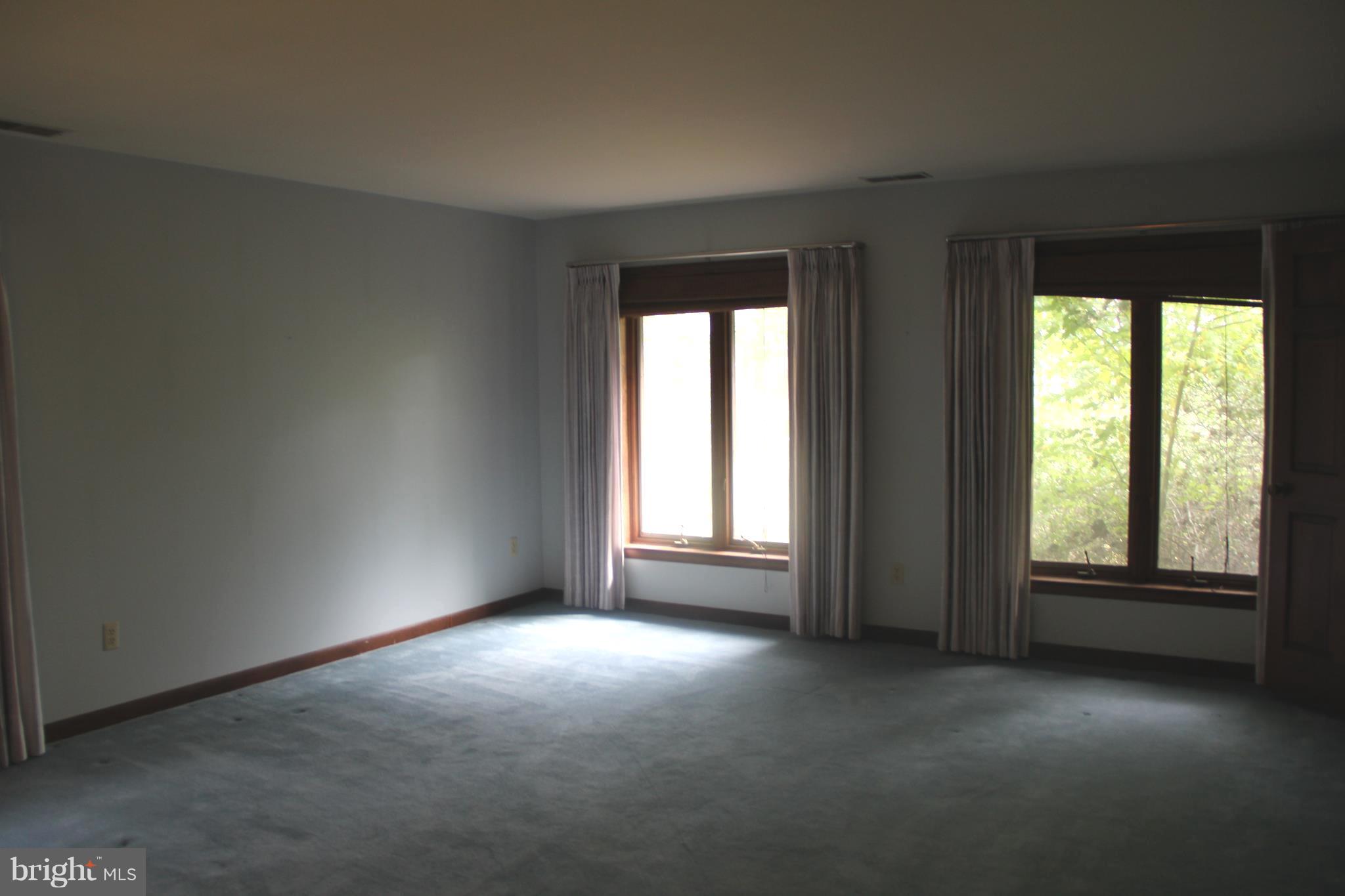 641 Mine Ridge Road Great Falls, VA 22066 - Photo 17 of 22 Bedroom 2