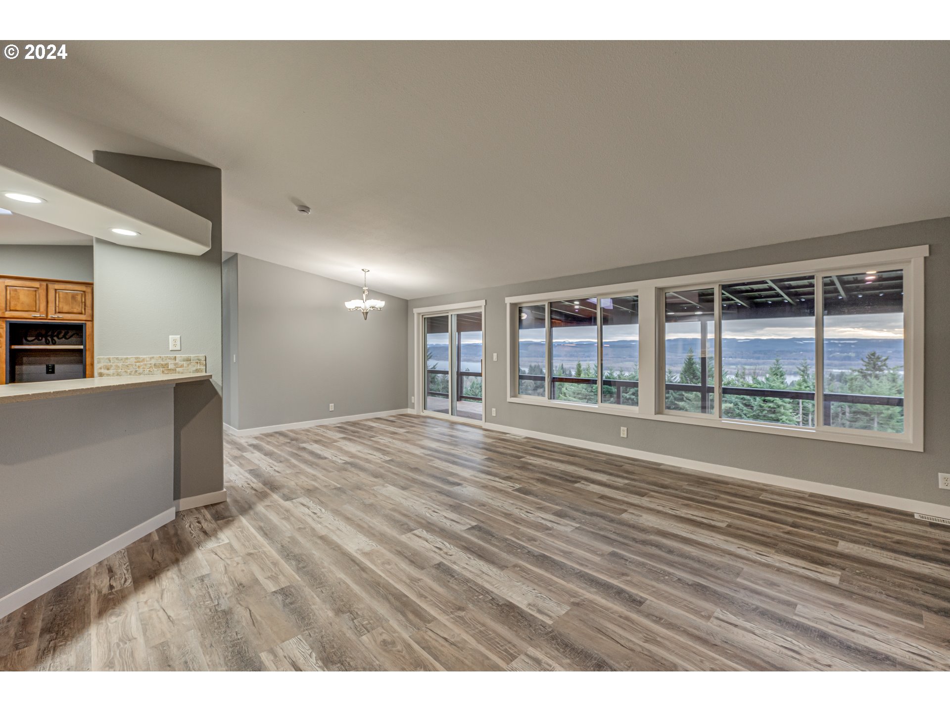 295 Feather Ridge Drive Kalama, WA 98625 - Photo 6 of 44 Gallery Image 6